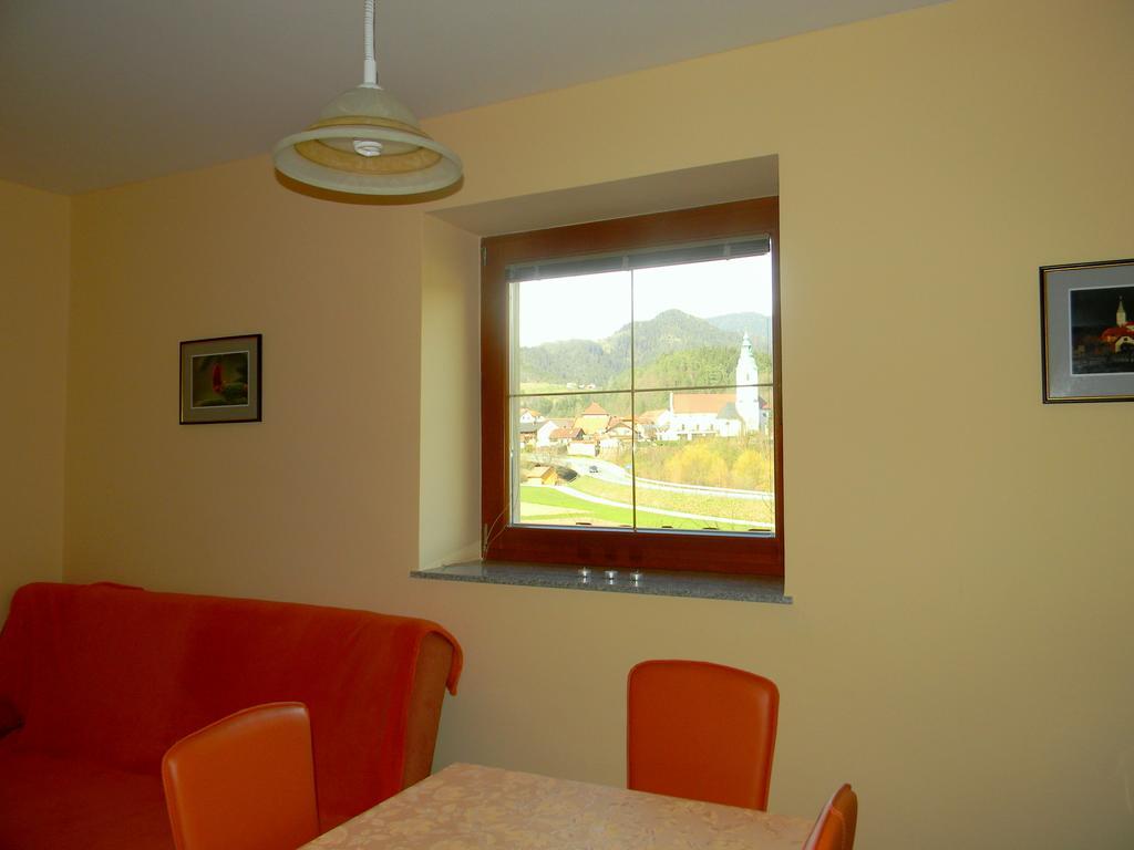 Tourist Farm Kolar Villa Ljubno Bilik gambar